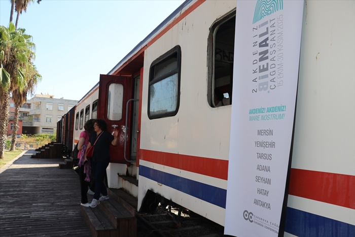 Yerli ve yabancı sanatçıları buluşturan "2. Akdeniz Bienali" Adana'da başladı
