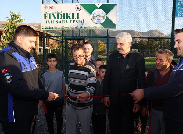 Başkan Avan Fındıklı Mahallesinde Halı Saha Açılışı Yaptı