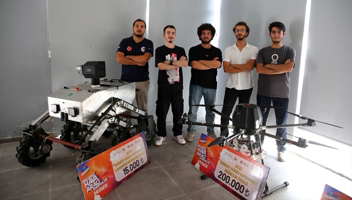 Çukurova Üniversitesinin teknoloji takımı "1,5 Adana"nın ödül sayısı 33'e ulaştı