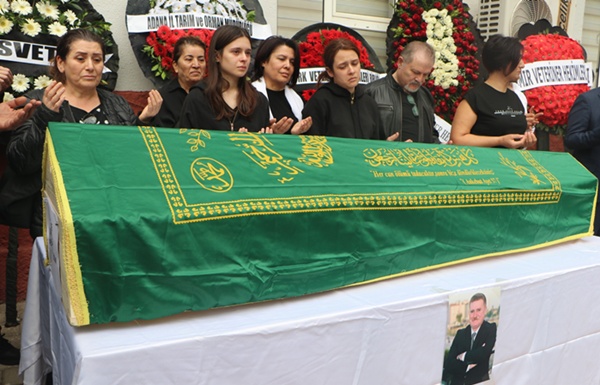 Veteriner Hekimler Odası Başkanı Köse için Adana'da tören düzenlendi