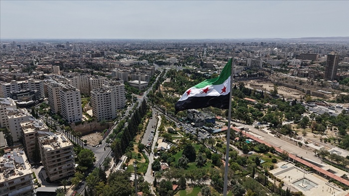 Dr. Oytun Orhan: Suriye'de merkezi yönetim arayışı: Zorluklar ve fırsatlar