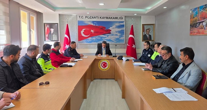 Pozantı ilçesinde kış aylarına yönelik trafik tedbirleri görüşüldü