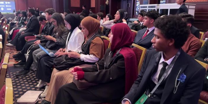 "5. Uluslararası Model İslam İşbirliği Teşkilatı Liseler Zirvesi" üçüncü günde sürüyor