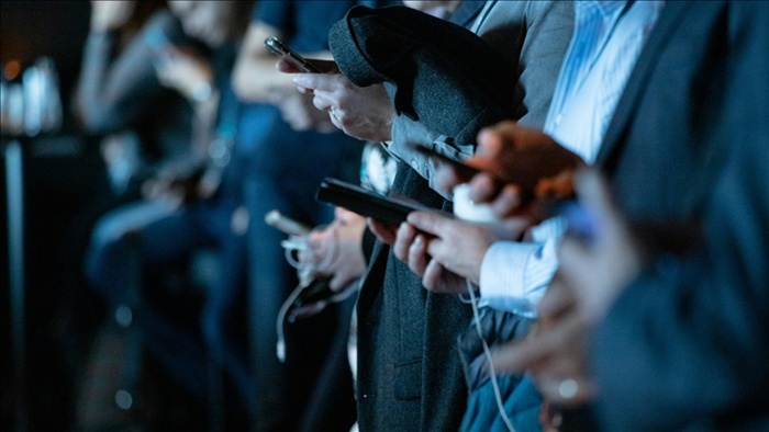 Prof. Dr. Hakan Türkçapar: Parasosyal ilişkiler: Algı, gerçeklik ve psikolojik sonuçlar