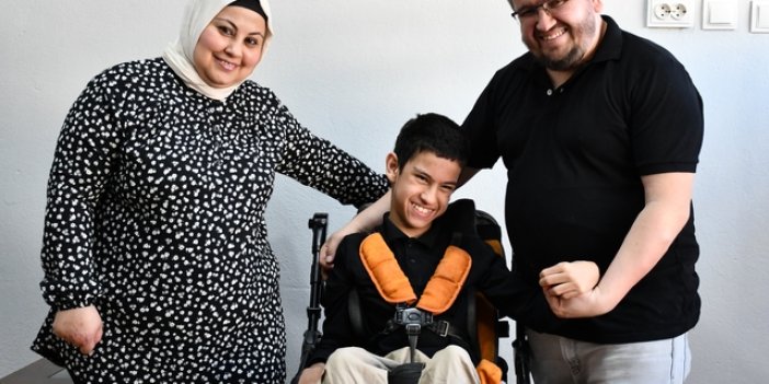 Serebral palsili oğlu için ürettiği ekipmanlar diğer hastalara da umut oldu