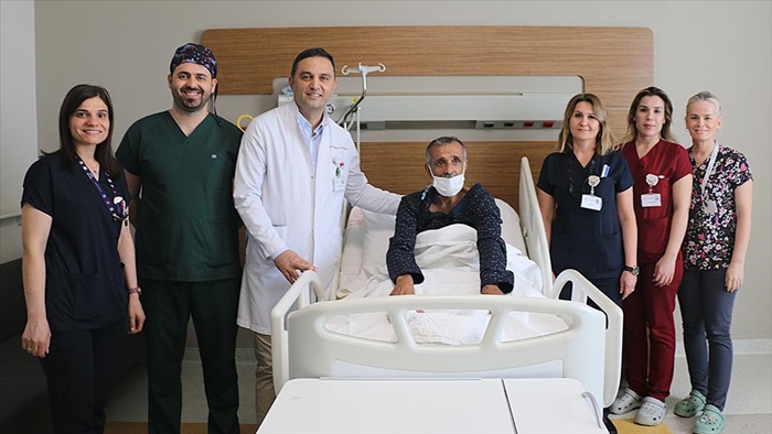 Adana'da karaciğer hastası kadavradan nakille hayata tutundu