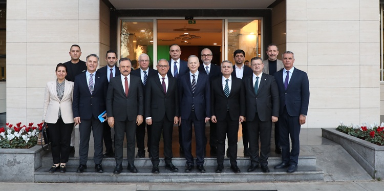 AOSB Başkanı Sütcü: "Sanayicinin ihtiyaçlarını önceleyen bütüncül bir yönetim anlayışı benimsiyoruz"