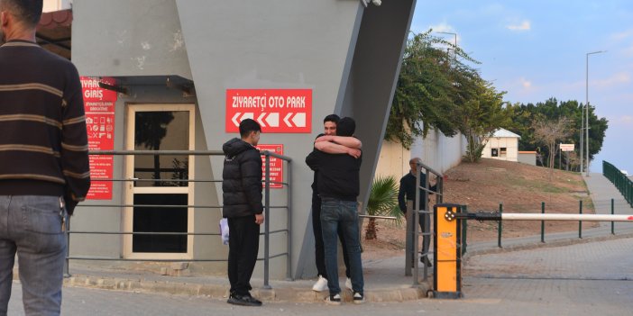 Adana’da hükümlüler tahliye olmaya başladı