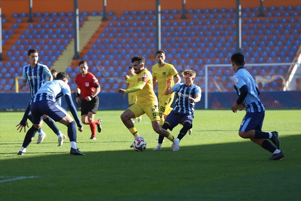 İstanbulspor, Adana Demirspor'u 5-1 yendi.