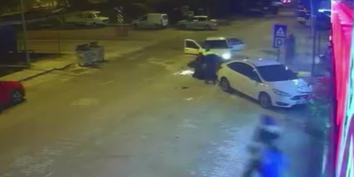 Adana'da otomobille çarpışan elektrikli bisikletteki 4 kişi yaralandı