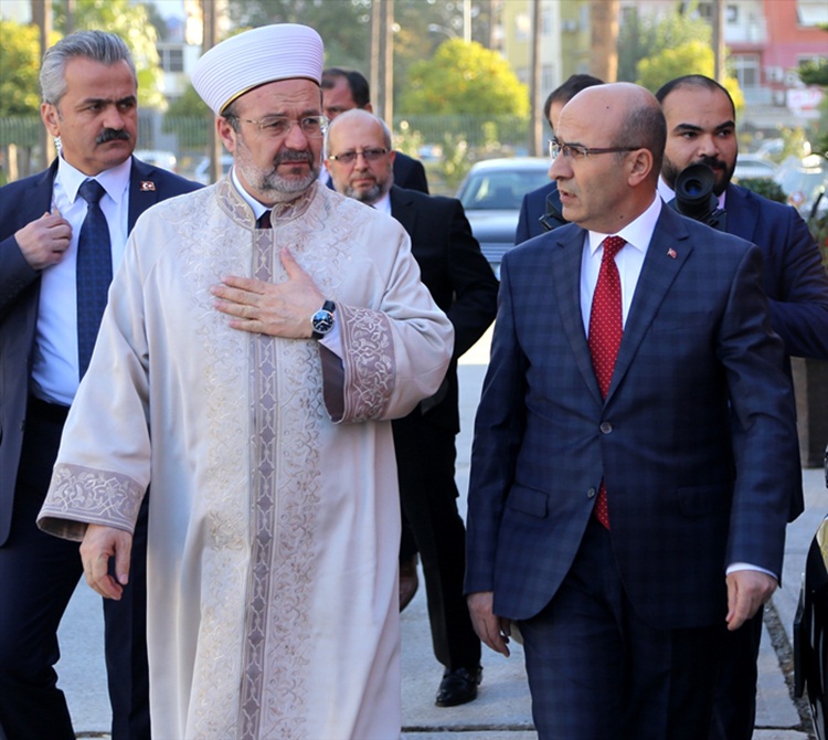Geçen haftaki terör saldırısı nedeniyle Vali Demirtaş'ı ziyaret eden Görmez: