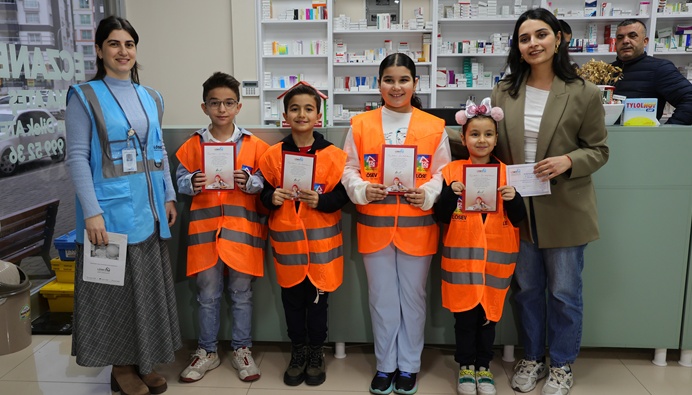 Yaşları küçük, yürekleri büyük