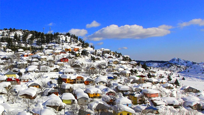Karaı̇salı’da Kızıldağ Yaylası’nda 500 Yıllık Mülkı̇yet Sorunu Çözüme Kavuştu