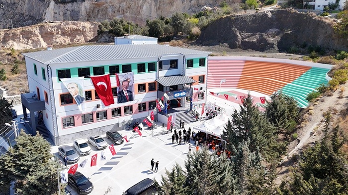 Depremlerden etkilenen Hatay, Adana ve Osmaniye'ye 292 yeni eğitim yuvası kazandırıldı