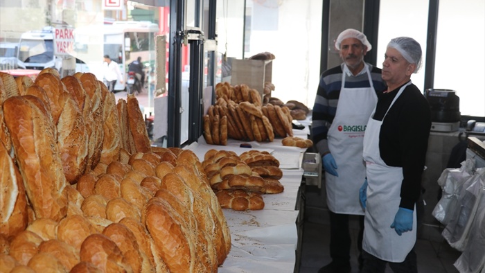 Adana'da ramazan ayı dolayısıyla fırınlar denetlendi