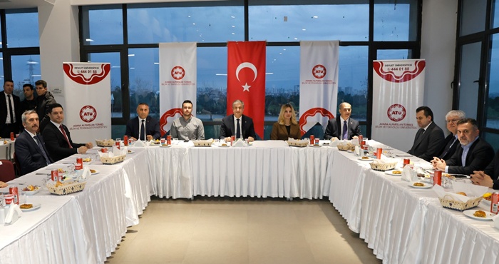 Vali Mustafa Yavuz, Üniversite Gençlerimizle İftar Programında Buluştu