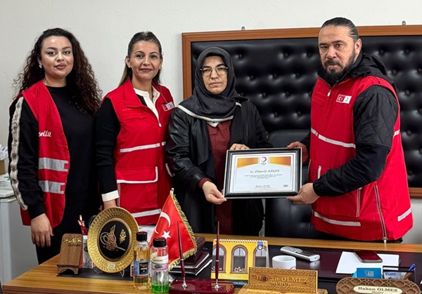 Kozan'da Gazze için kermes düzenlendi