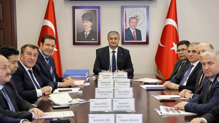 Vali  Mustafa Yavuz Vali Yardımcıları Ve Kaymakamlarla Bir Araya Geldi