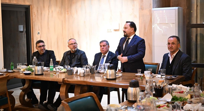 Hizmete Vefa Sofrası