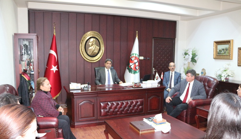 TBB Başkanı Av.Prof. Dr. Feyzioğlu, Baro Başkanı Av. Veli Küçük’ü ziyaret etti. 