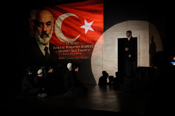 Adana ve çevre illerde İstiklal Marşı'nın kabulü ve Mehmet Akif Ersoy'u Anma Günü etkinliği yapıldı