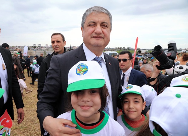 Mimar kemal ilkokulu öğrencilerinden 'yeşil vatan'a can suyu!