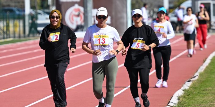 Adana'da posta dağıtıcıları milli takıma seçilebilmek için yarıştı