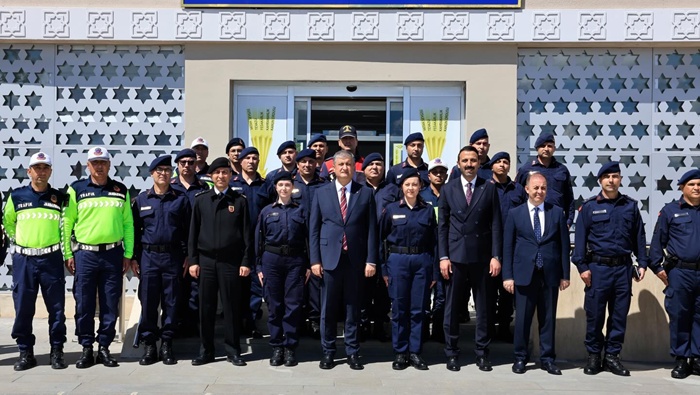 Vali Mustafa Yavuz'dan Karaisalı’da İlçe Jandarma Komutanlığı ve İlçe Emniyet Müdürlüğüne Ziyaret