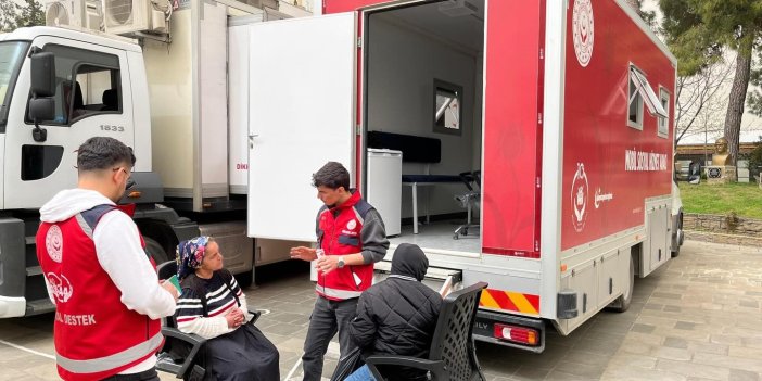 Karaisalı'da vatandaşlara mobil sosyal hizmet desteği