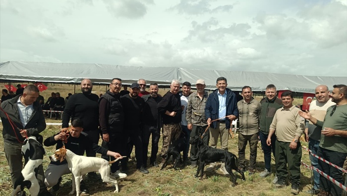 Adana'da "Avcı Köpeği ve Irk Standartları Yarışması" yapıldı