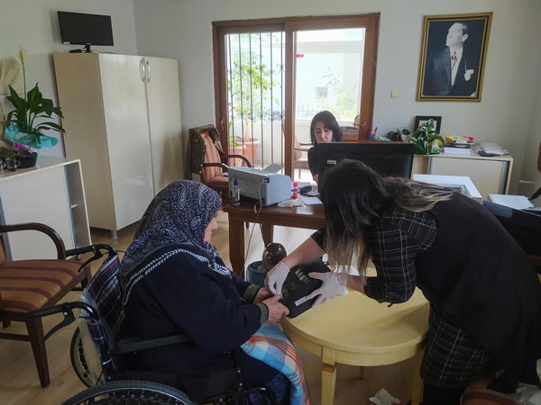 Huzurevi Sakinlerine "Yerinde" Kimlik Hizmeti