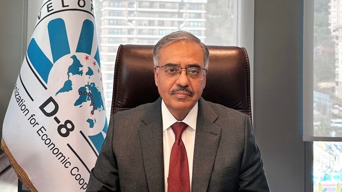 Dünya D-8 Genel Sekreteri Mahmood, ABD-İran müzakerelerinde tarafların "tarihi sorumluluğu" olduğunu söyledi