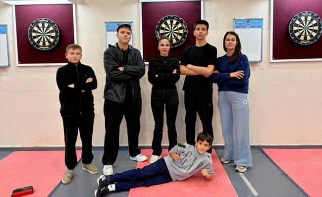 Adanalı dart sporcusu Eren Tuştaş milli takıma seçildi