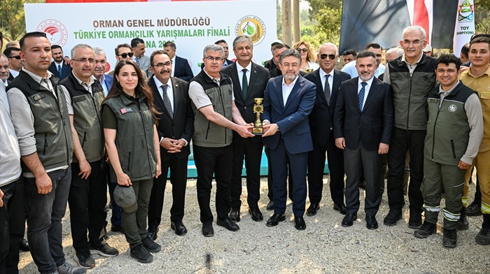 Tarım ve Orman Bakanı İbrahim Yumaklı, Türkiye Ormancılık Yarışmaları Finali'nde konuştu