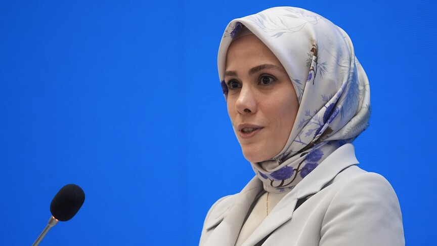 Dr. Esra Albayrak: İnsanın yükü: Yeni bir uzlaşı imkanı