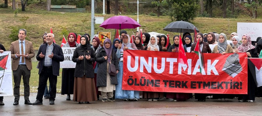 Çukurova Üniversitesi öğrencilerinden Gazze ve Sumud Filosu'na destek