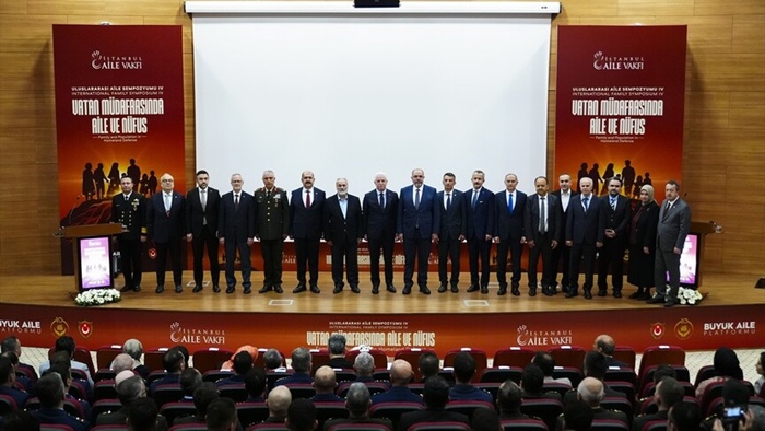İstanbul'da 4. Uluslararası Aile Sempozyumu düzenlendi
