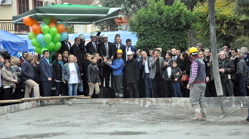 Güzelyalı Semt Kreşinin Temeli Atıldı