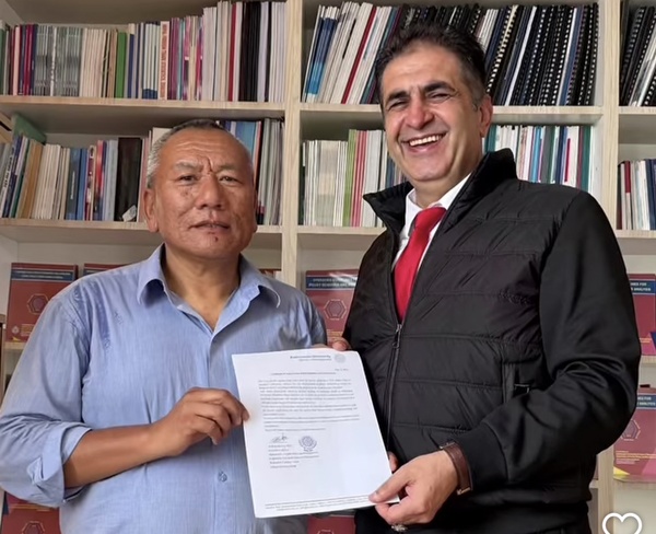 Küresel Akademik Başarı Nepal’de Taçlandırıldı: Prof. Hakkı Çiftçi’ye Resmi Takdir Belgesi
