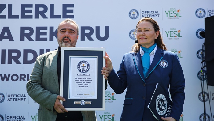 Doğal Yeşil Fırın, 5 bin 933 fiş diziniyle Guinness World Records'a adını yazdırdı