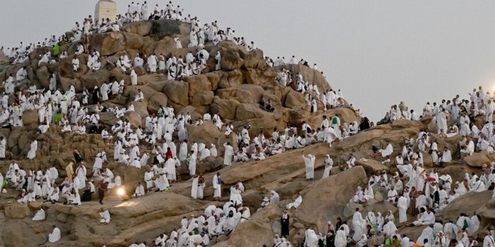 Hacı adayları Arafat'ta