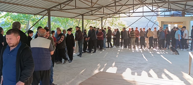 Adana'da köylerde asırlık bayramlaşma geleneği