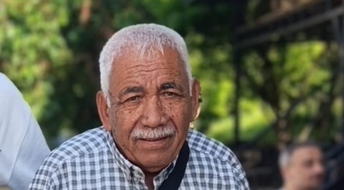 Hacı olduktan sonra Mekke'de hayatını kaybetti.