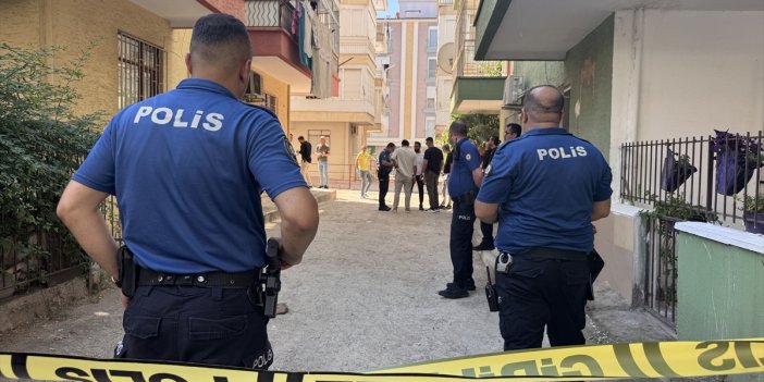 Antalya'da bir kişi eşini ve kayınpederini silahla öldürdü