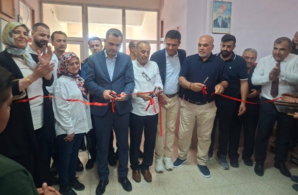 Kozan'da şehit ve gazilerin isimlerinin yaşatılacağı kütüphane açıldı