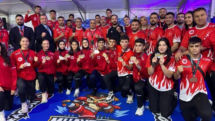 Dünya Muaythai Şampiyonası'nda milli sporculardan 4'ü altın, 16 madalya