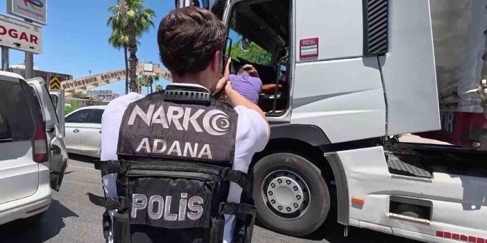 Adana’da tırda 1 milyon 800 bin uyuşturucu hap ele geçirildi