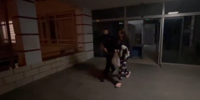 Rüyasında annesinin kendisini boğduğunu gördüğünü öne süren genç kız, annesini öldürdü