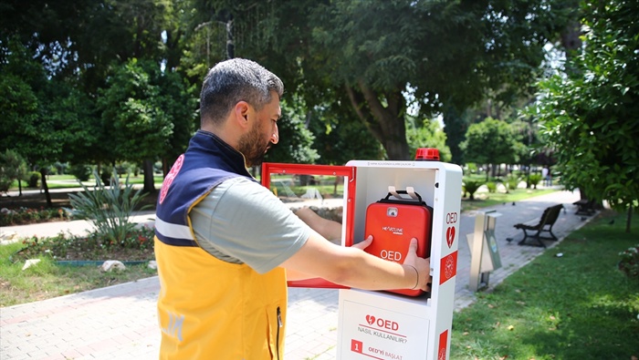 Ani kalp durmalarına karşı üretilen yerli cihaz Adana'da hizmete sunuldu