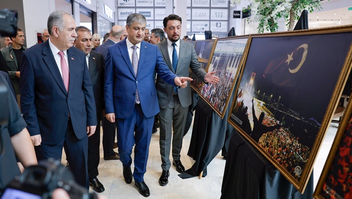 Vali Mustafa Yavuz 15 Temmuz Demokrasi Ve Milli Birlik Günü Fotoğraf Sergisi’nin Açılışını Gerçekleştirdi